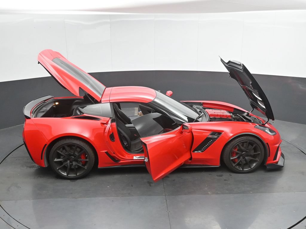 Used 2016 Chevrolet Corvette Z06 w/ 3LZ Preferred Equipment Group RWD image 51