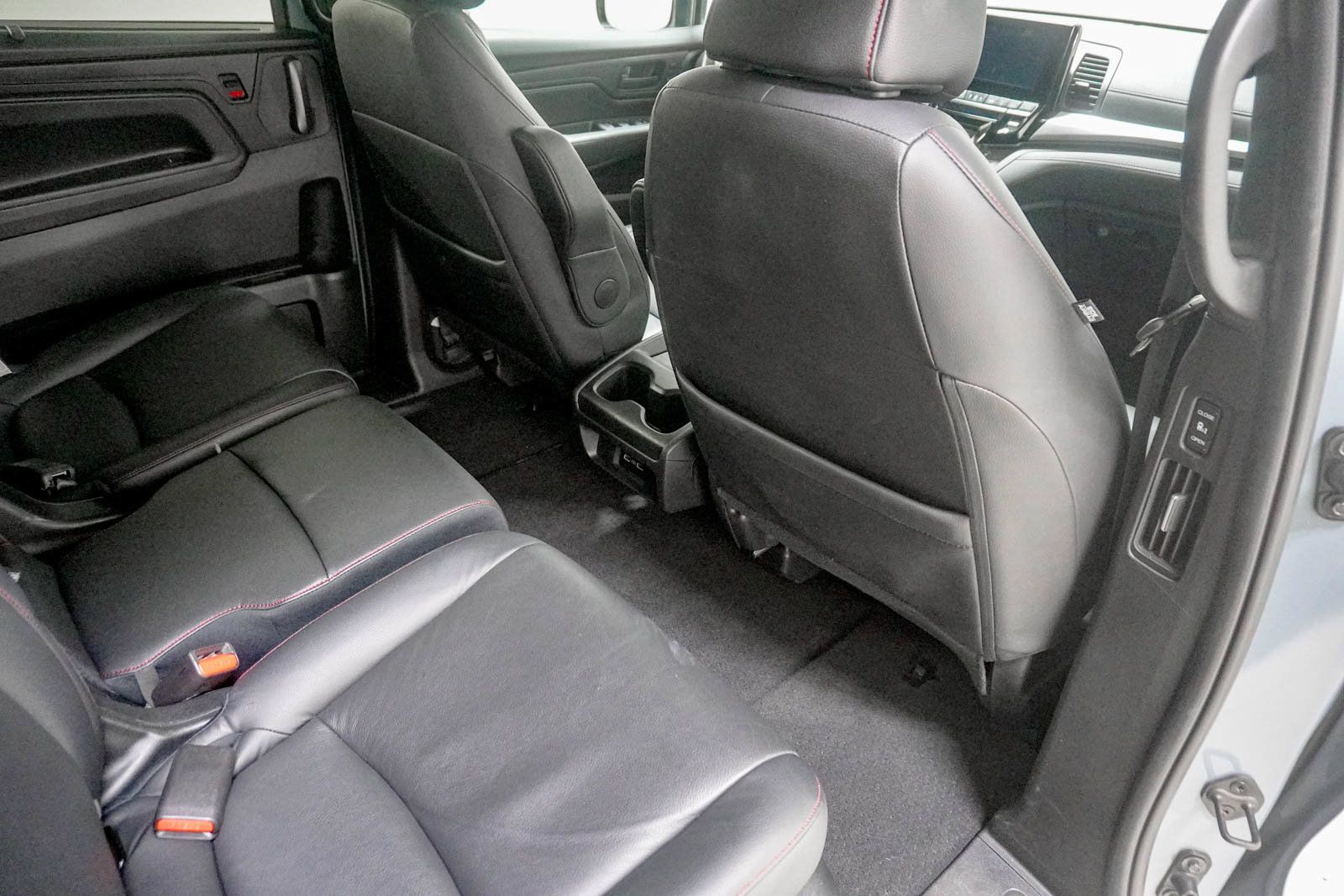 Used 2024 Honda Odyssey Sport image 35