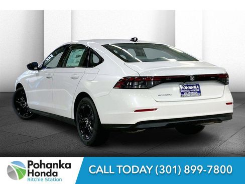New 2025 Honda Accord SE image 5