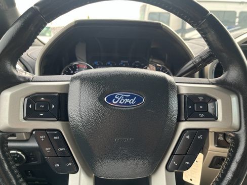 Used 2022 Ford F250 Lariat image 43