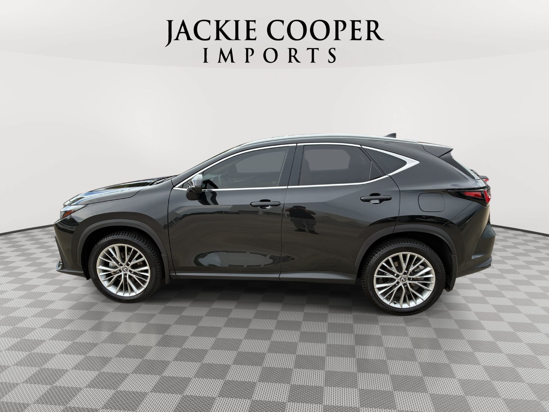 Used 2025 Lexus NX 350 AWD w/ Cold Area Package image 8