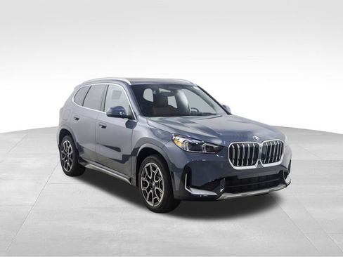 Used 2026 BMW X1 xDrive28i image 7