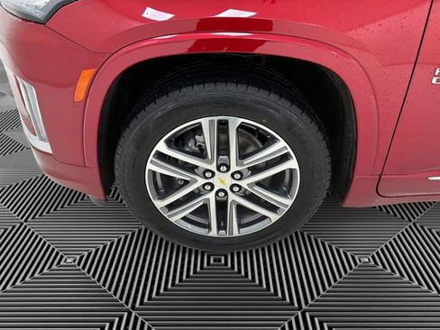 Certified 2023 Chevrolet Traverse High Country AWD/4WD image 9