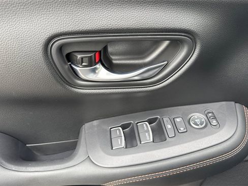 Certified 2026 Honda HR-V Sport image 15