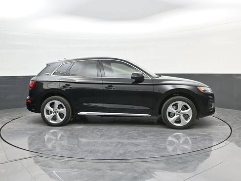 Used 2021 Audi Q5 2.0T Premium Plus w/ Premium Plus Package image 9