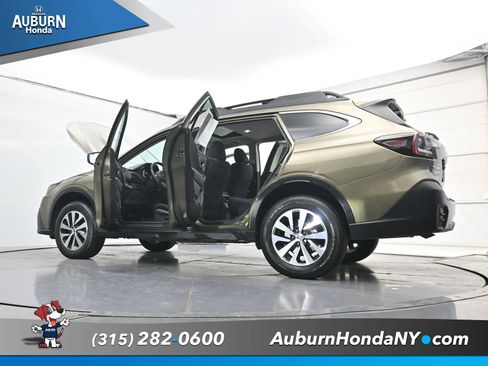 Used 2020 Subaru Outback Premium AWD/4WD image 39
