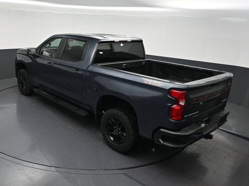 Used 2020 Chevrolet Silverado 1500 Custom Trail Boss w/ Custom Convenience Package AWD/4WD image 18