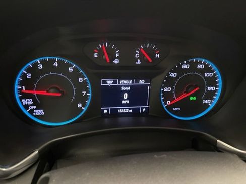 Used 2018 Chevrolet Equinox LT AWD/4WD image 27