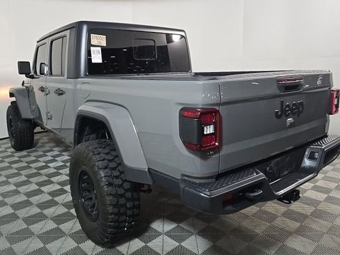 Used 2021 Jeep Gladiator Sport AWD/4WD image 3