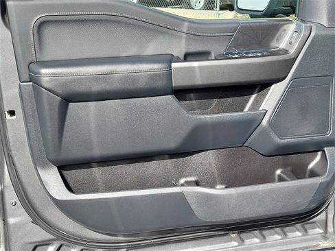 Used 2022 Ford F150 XLT w/ Equipment Group 302A High image 21