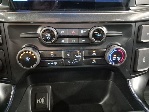 Used 2025 Ford F150 STX RWD image 32