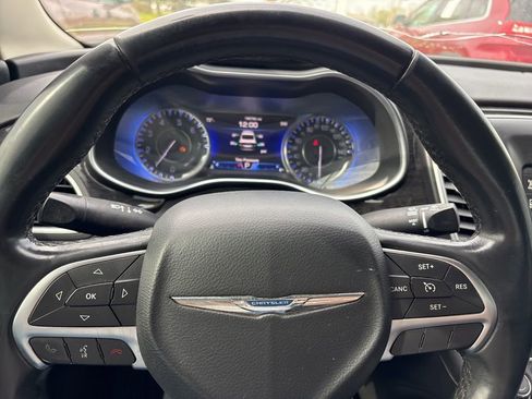 Used 2015 Chrysler 200 C FWD image 31