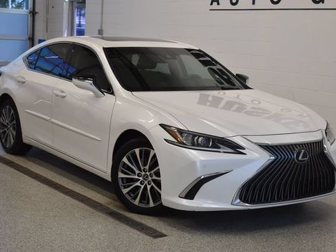Used 2021 Lexus ES 250 w/ Premium Package AWD/4WD image 1