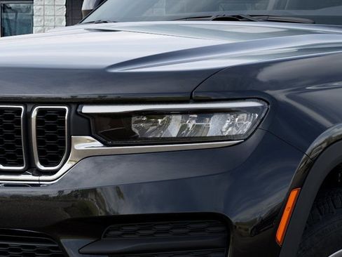 New 2026 Jeep Grand Cherokee Laredo X AWD/4WD image 10
