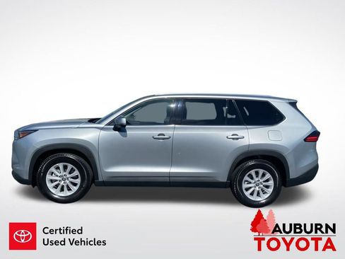 Used 2025 Toyota Grand Highlander AWD image 4