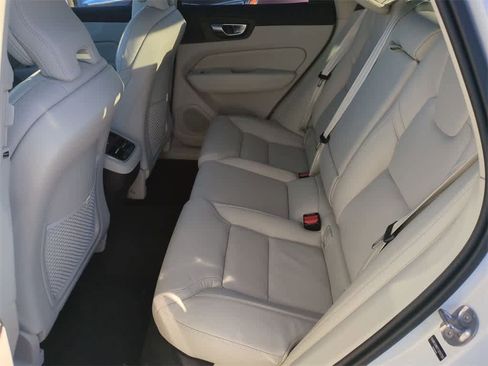 New 2026 Volvo XC60 B5 Ultra w/ Protection Package Premier image 12