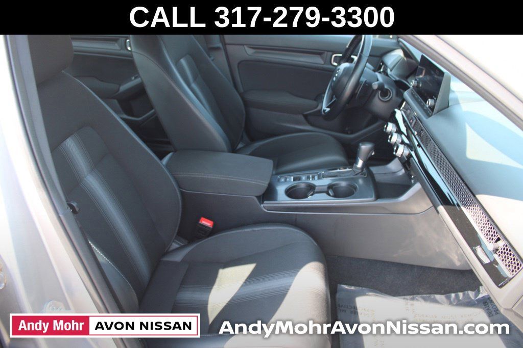 Used 2025 Honda Civic Sport image 19