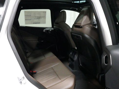 New 2026 BMW X3 xDrive30i w/ Convenience Package AWD/4WD image 9