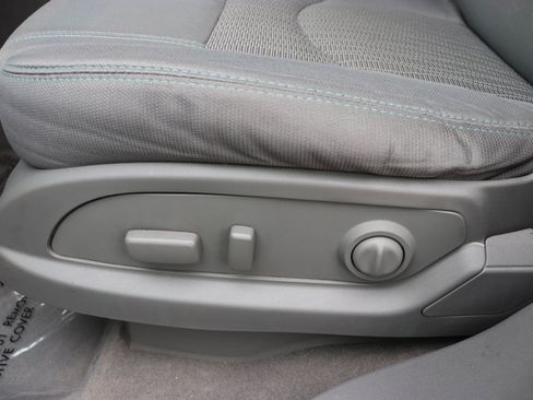 Used 2017 Chevrolet Traverse LS image 43