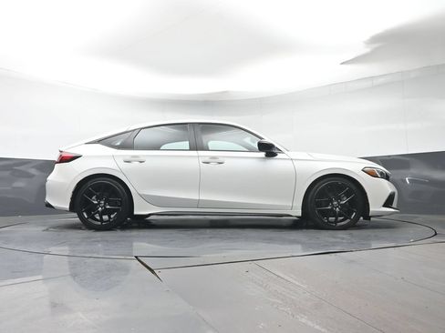 Used 2024 Honda Civic Sport image 32