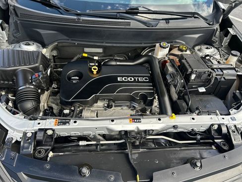 Used 2019 Chevrolet Equinox LS image 25