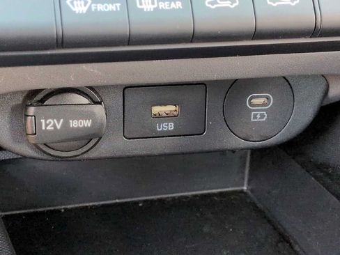 Certified 2024 Hyundai Elantra SEL FWD image 32