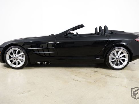 Used 2008 Mercedes-Benz SLR image 8