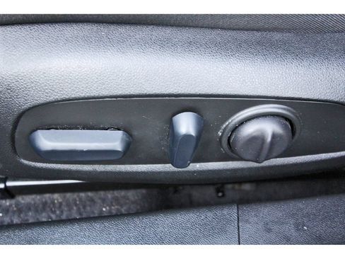Used 2024 Chevrolet Malibu LT FWD image 30