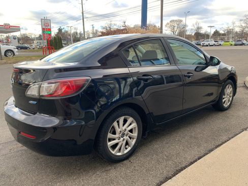 Used 2013 MAZDA MAZDA3 i Touring w/ Preferred Equipment Pkg image 7