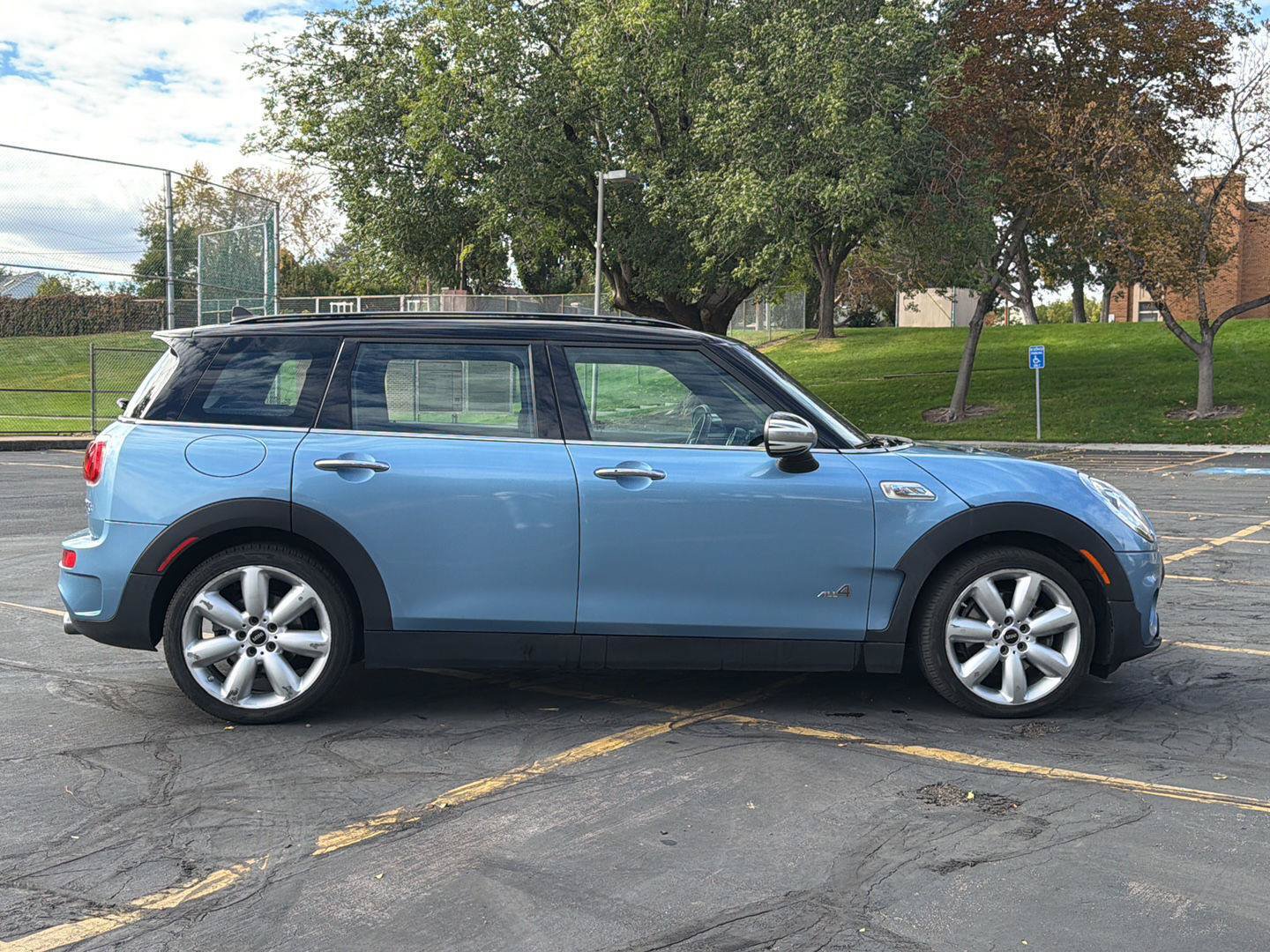 Used 2017 MINI Cooper Clubman S AWD/4WD image 5