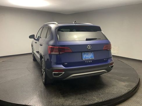 Used 2022 Volkswagen Taos SE AWD/4WD image 5