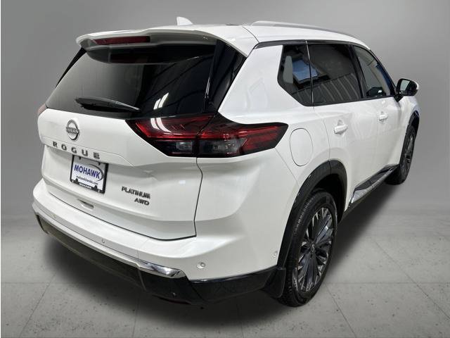 Used 2024 Nissan Rogue Platinum w/ Platinum Premium Package AWD/4WD image 5