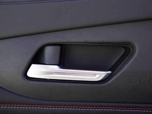 New 2026 Nissan Sentra SR w/ Floor Mat Package FWD image 8