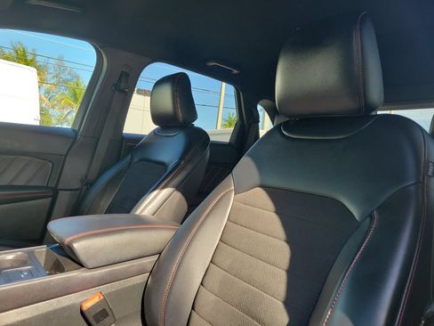 Used 2023 Ford Edge ST-Line AWD/4WD image 24