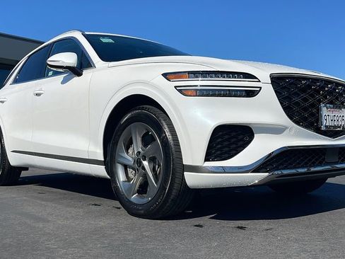 Used 2026 Genesis GV70 2.5T image 5