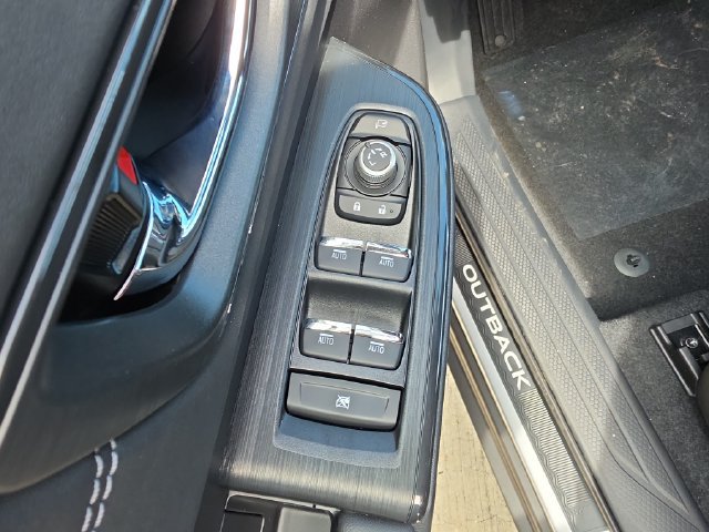 New 2026 Subaru Outback Touring AWD/4WD image 13
