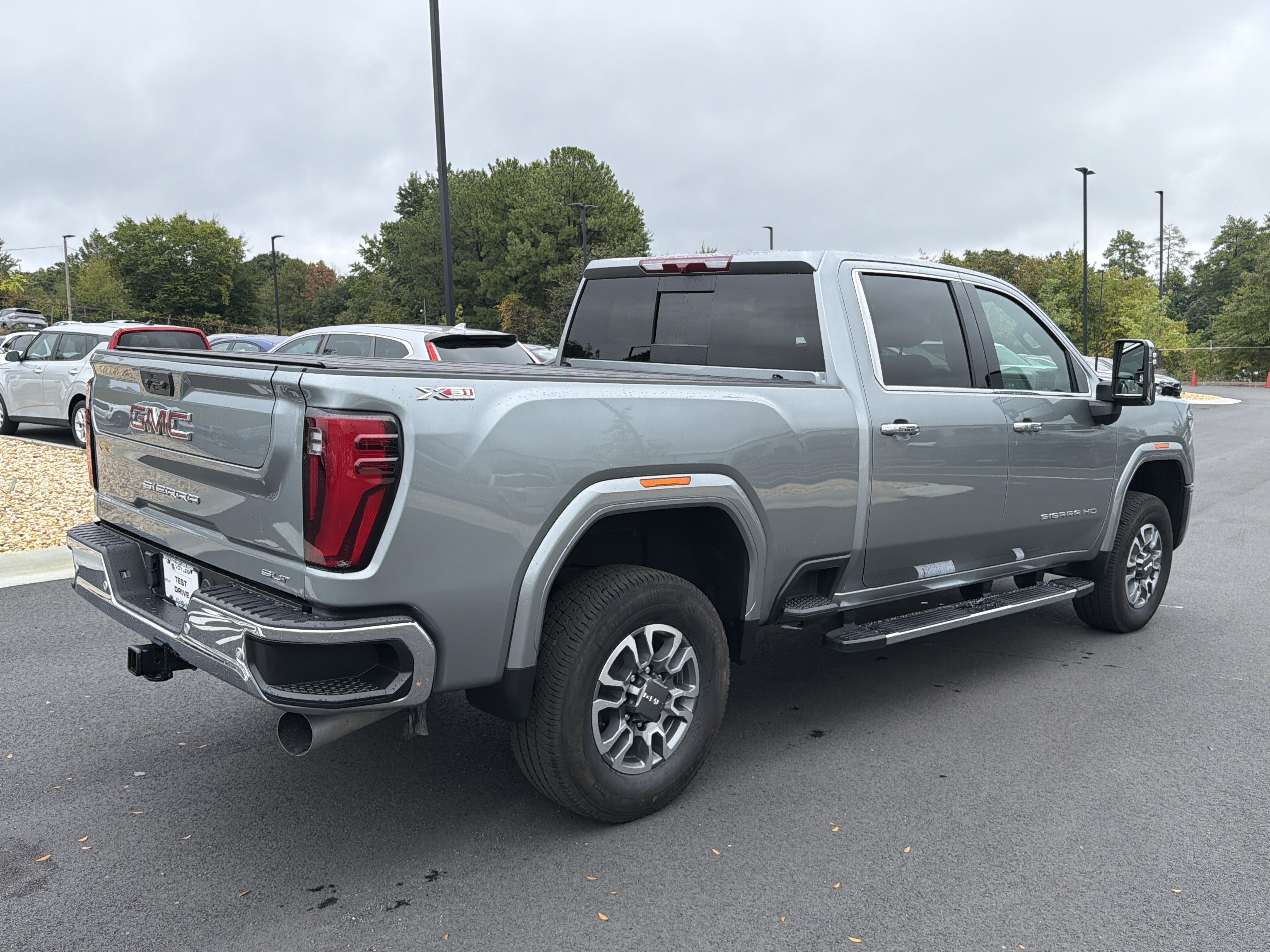 Used 2024 GMC Sierra 2500 SLT w/ SLT Premium Package AWD/4WD image 7