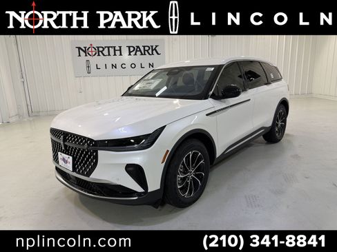 New 2026 Lincoln Nautilus Premier AWD/4WD image 1