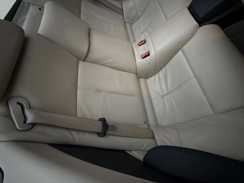 Used 2008 BMW 650i Convertible image 41