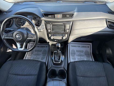 Used 2018 Nissan Rogue SV image 20