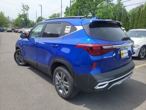 Certified 2023 Kia Seltos S AWD/4WD image 3