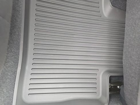 New 2026 Nissan Sentra SV w/ SV Convenience Package FWD image 30