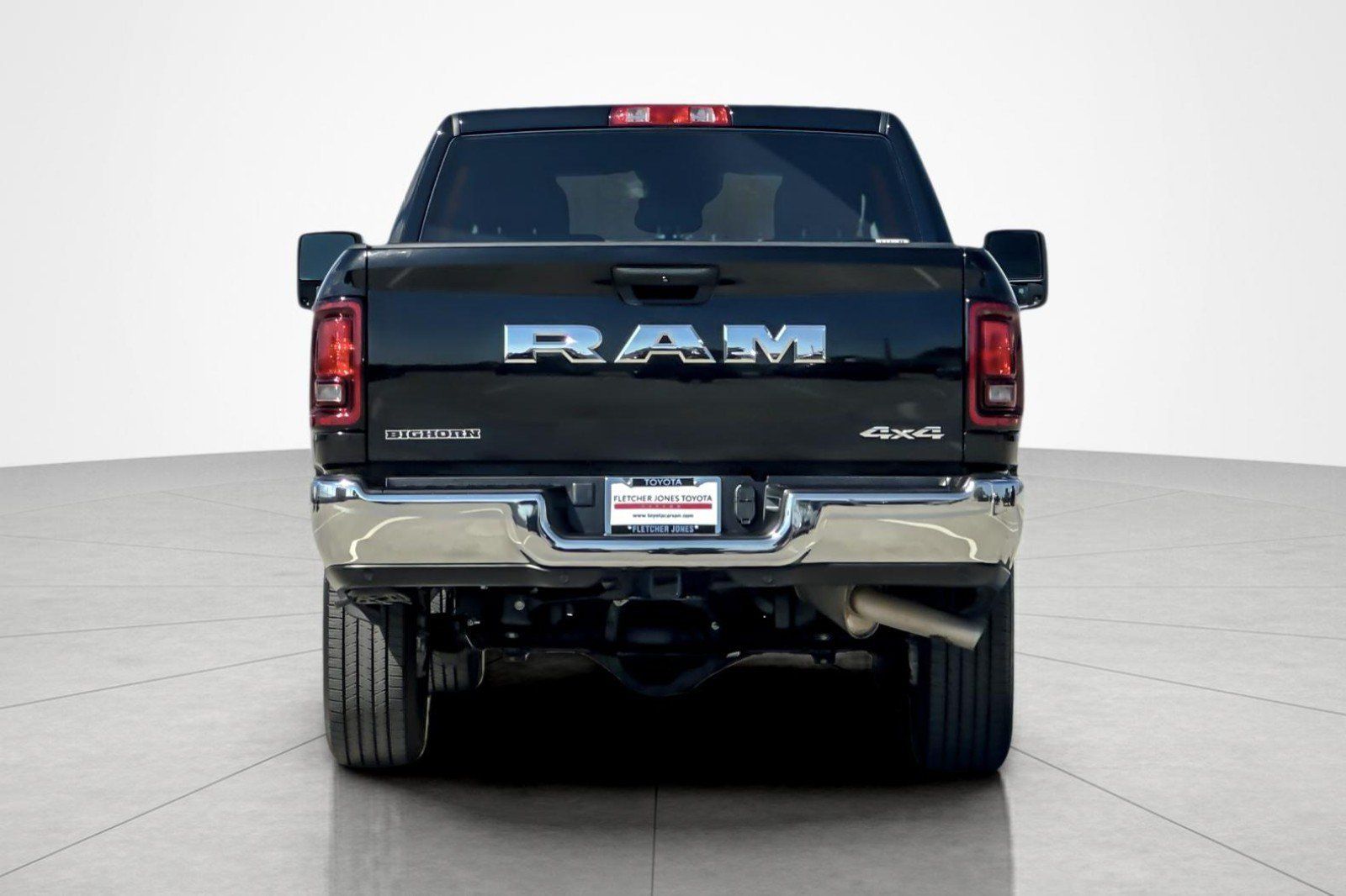Used 2026 RAM 2500 Big Horn AWD/4WD image 4