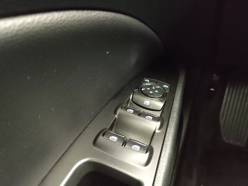 Used 2018 Ford Fusion SE w/ Equipment Group 602A image 27