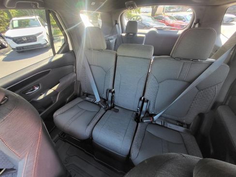 New 2026 Honda Pilot Sport image 12