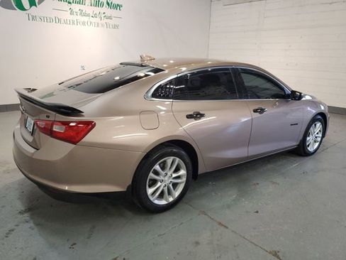 Used 2018 Chevrolet Malibu LT image 6