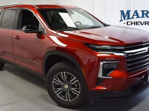 New 2026 Chevrolet Traverse LT w/ Driver Confidence Package AWD/4WD image 1