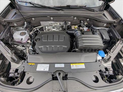 New 2025 Volkswagen Atlas SEL image 20