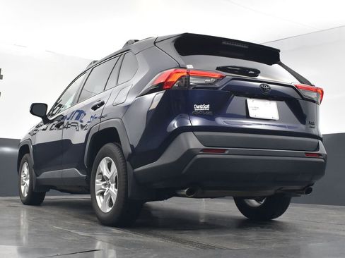 Used 2021 Toyota RAV4 XLE w/ Convenience Package image 20