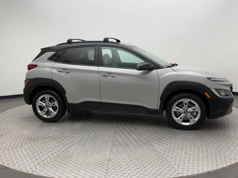 Used 2022 Hyundai Kona SEL AWD/4WD image 9